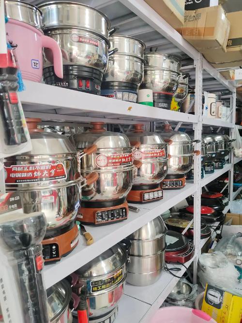 多元商品一站式选购 五金交电、日用百货与家电灯饰